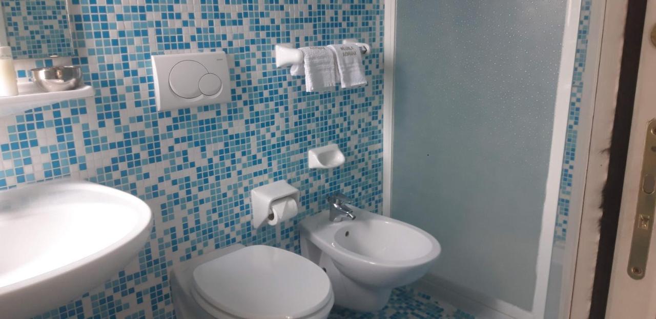 Vegan B&B Meuble Adriana Sirmione Kültér fotó